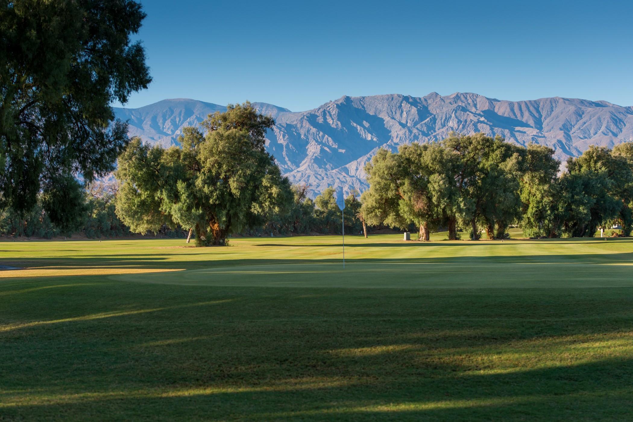The Inn At Death Valley Ngoại thất bức ảnh The Santa Ynez Mountains