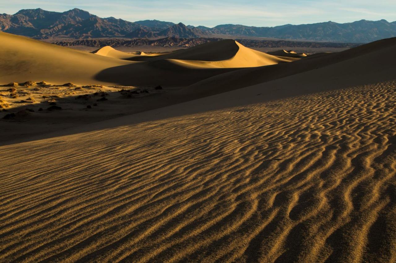 The Inn At Death Valley Ngoại thất bức ảnh The dunes at Kelso